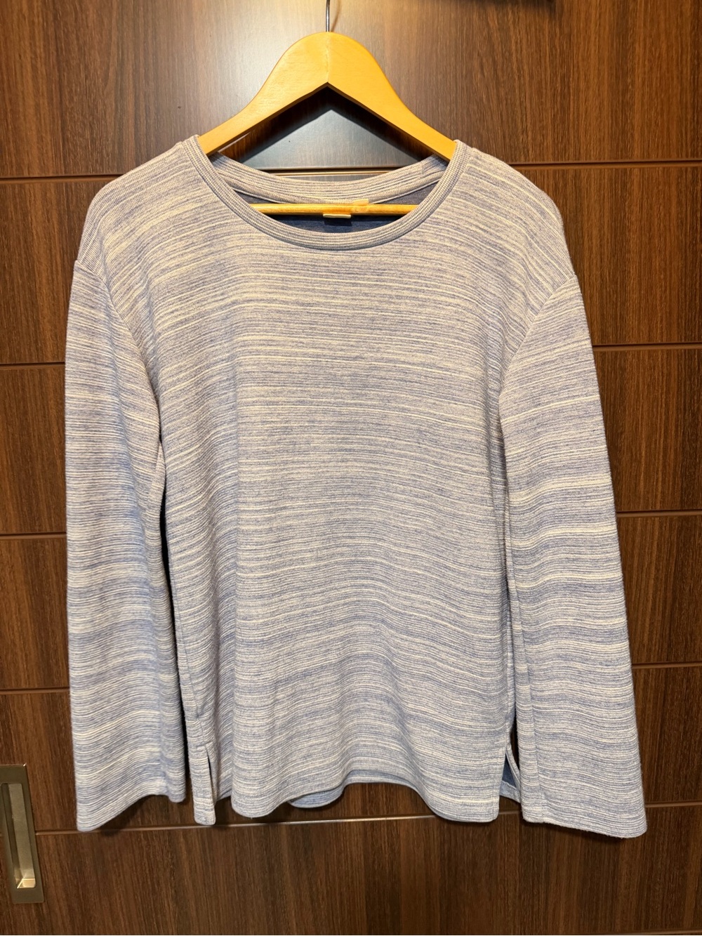 GAP Women’s Long Sleeve Crewneck Shirt - Light Blue Heather SMALL